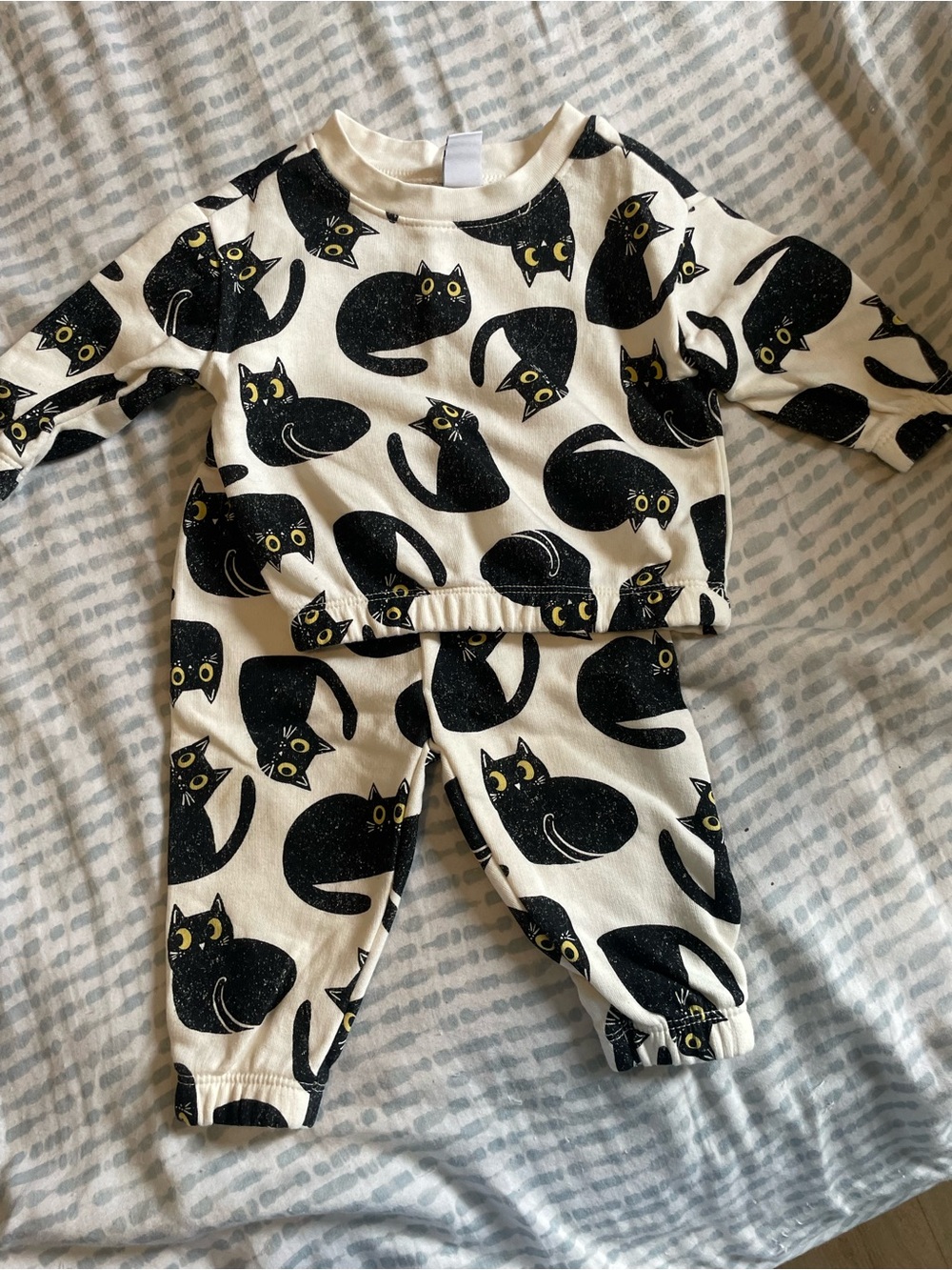 Old Navy Black Cat Print Pajama Set - Cream and Black